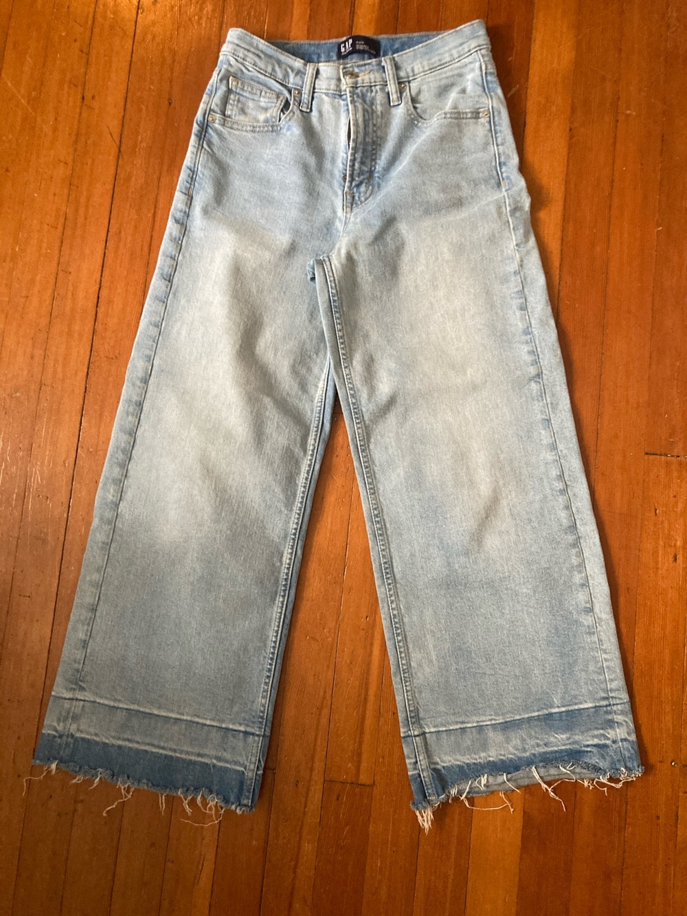 Gap high rise wide leg crop